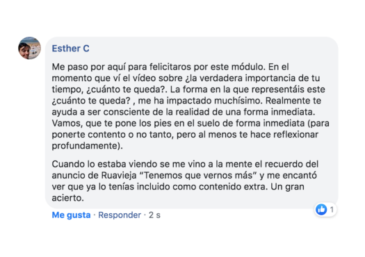 Captura de pantalla de una valoracion de un alumno del curso. Muy positiva